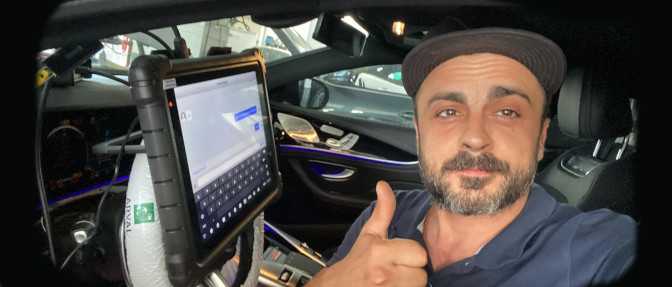 Mercedes-AMG GT (2023): Ripristino del Sistema di Accensione e Taratura ADAS dopo Impatto Frontale