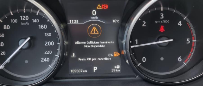 Discovery Sport L550: errore telecamera frontale dopo sostituzione parabrezza – diagnosi e soluzione