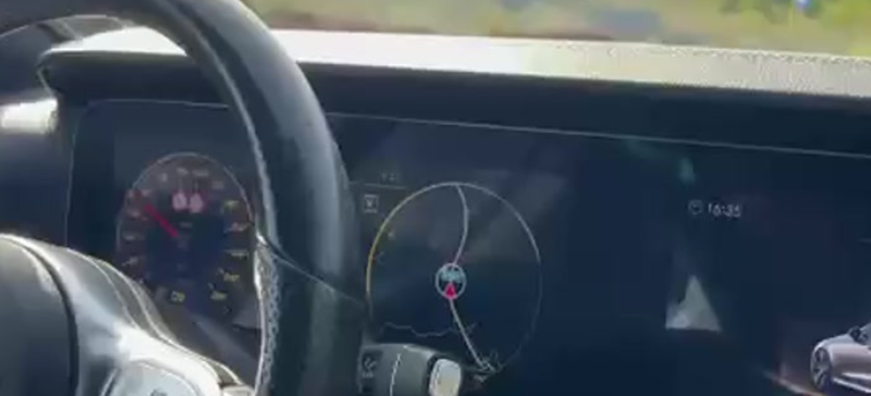 Mercedes-Benz CLS C257: calibrazione della telecamera anteriore dopo la sostituzione del parabrezza